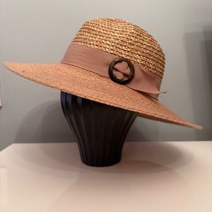 Goorin straw beach hat in Medium